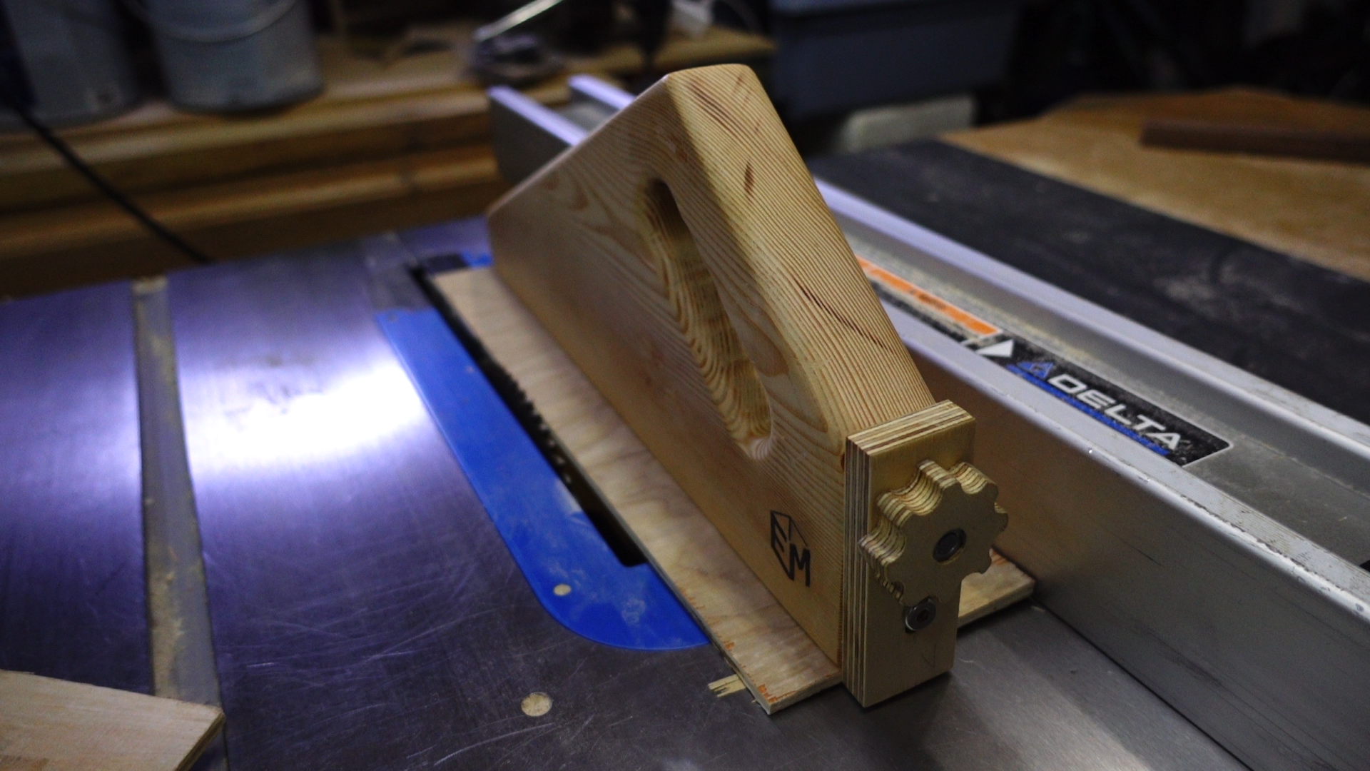 Adjustable Table Saw Push Stick Plans - Image 4